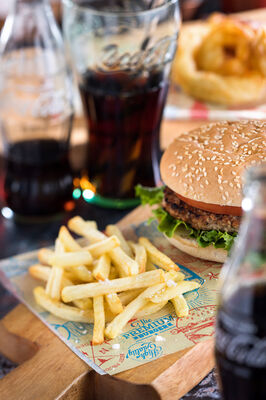 Wax Liner Paper Sheets 30cm (12"), Blue & Red Checkered Food Basket Liners, Pack of 500